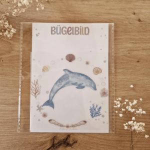 Buttercup Illustration Bügelbild - Delfin A6