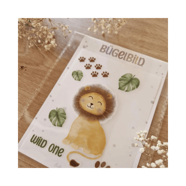 Buttercup Illustration Bügelbild - Löwe A6