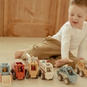 Little Dutch Holz Krankenwagen mit Figur
