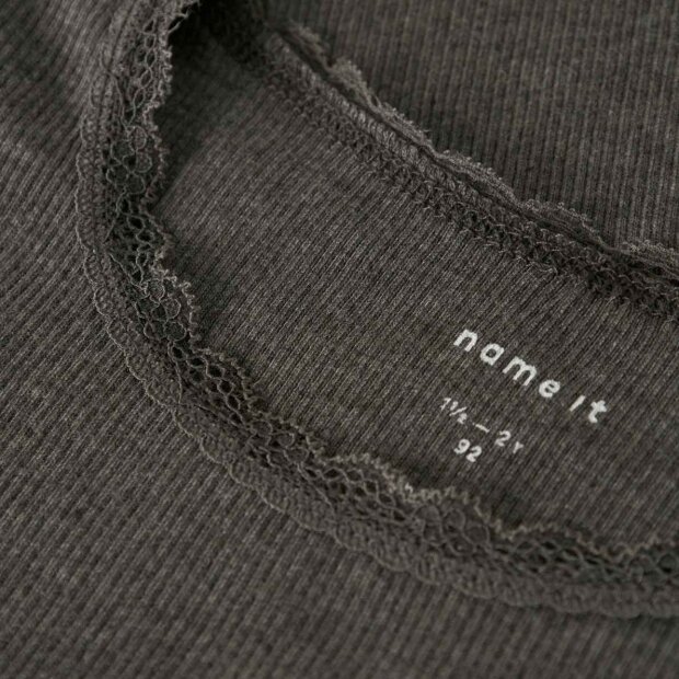 name it Shirt Rüschen olive