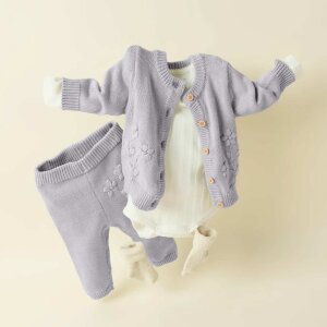 nameit Bio- Baumwoll Strickjacke Blümchen - Lilac...