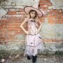 Great Pretenders Glamouröses Hexenkleid mit Hut