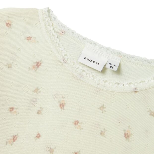 name it Shirt Wolle Blumen natur
