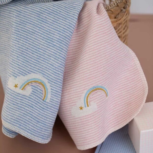 DF Babydecke - Regenbogen Ringel blau 70x90cm