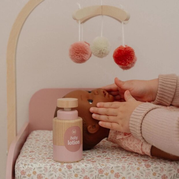 Little Dutch Puppenwickeltisch – Rosa - Essentials