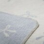 DF Babydecke - Schleifchen hellblau 70x90cm