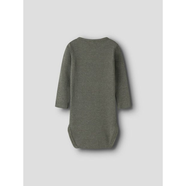 name it Langarm Body Dusty Olive