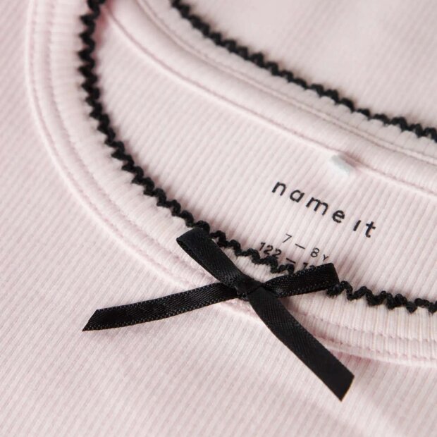 name it Slim-Fit Kurzarm Top tender touch