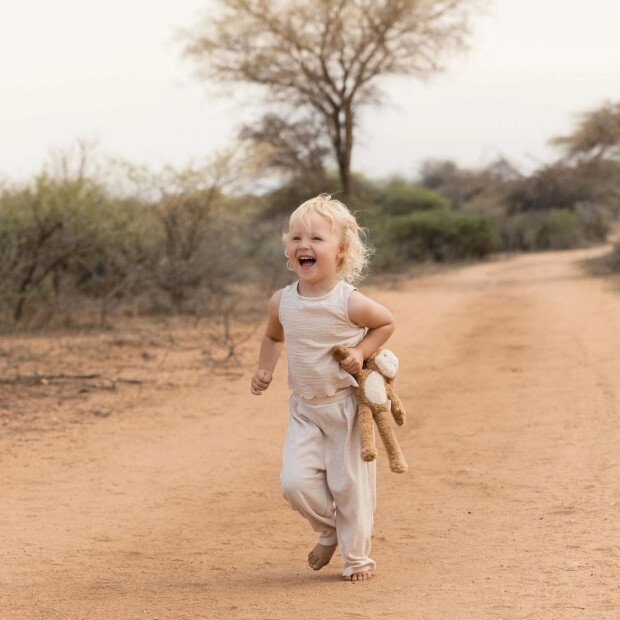 Little Dutch Kuschelaffe - Safari Friends 34cm