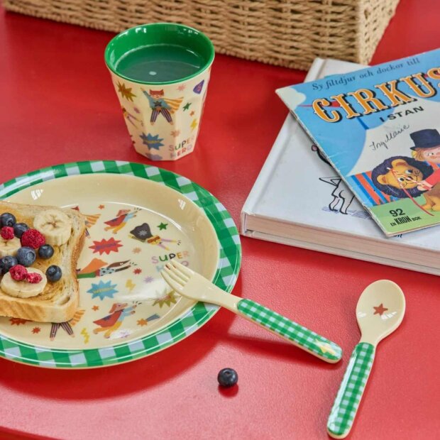 rice Mittelgroßer Kinderbecher - Grün - Hero Print 250ml