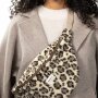 Barts Damen Bugbane Bumbag Bauchtasche aus Kunstpelz - print beige Leopard
