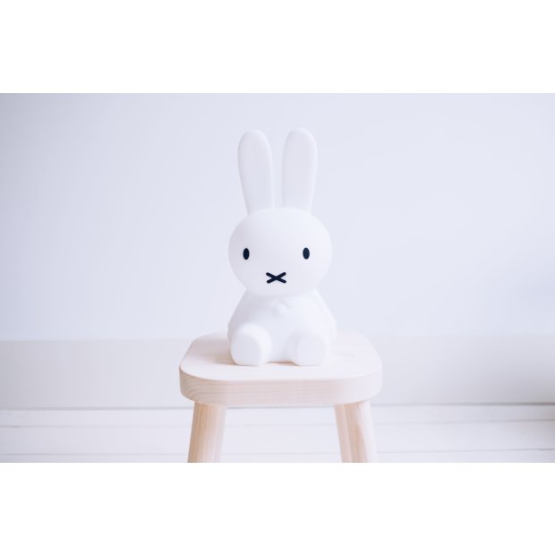 Kinderzimmer Nachtlicht - Miffy Hase LED 30 cm von Mr. Maria