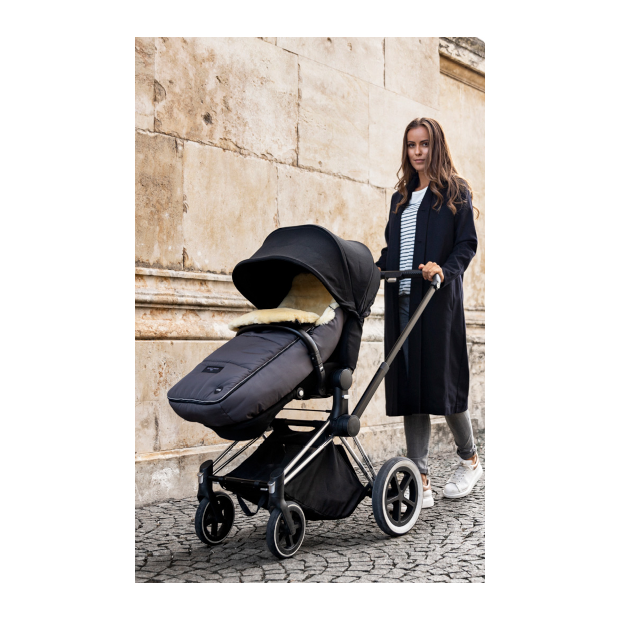 Christ AROSA Luxe Lammfell Fußsack schwarz